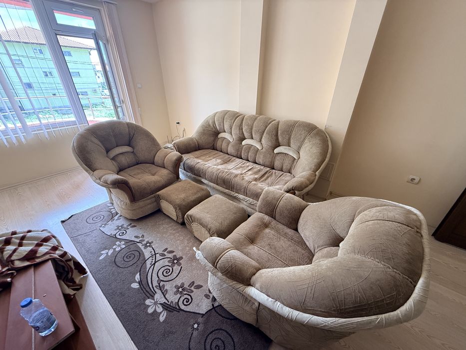 Холна гарнитура + 6 килима