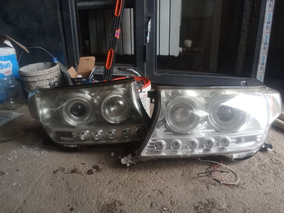 Фары  Land cruiser 200