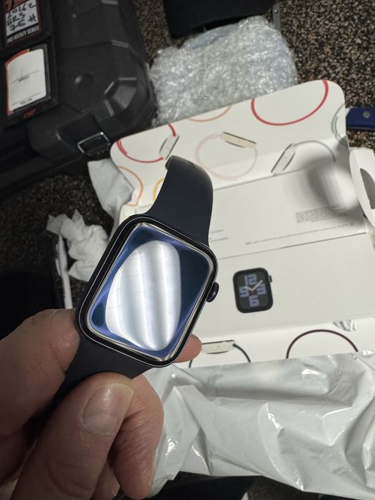 Apple Watch SE (Gen 2) 44 mm