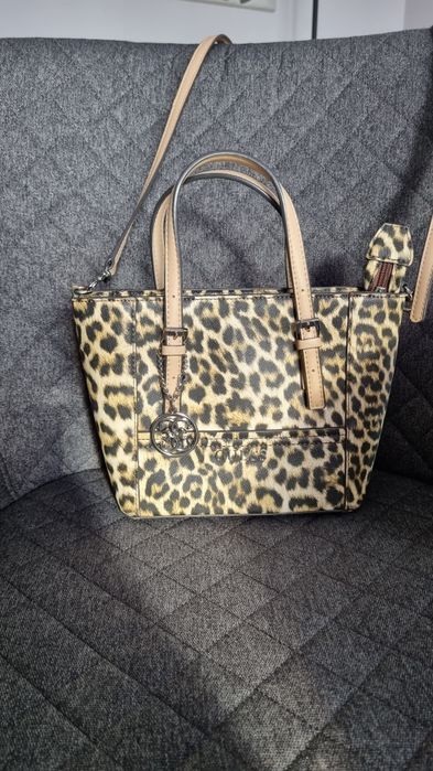 Guess чанта за рамо