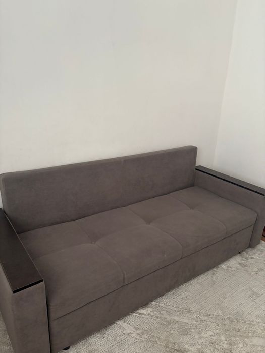 Диван в отличном состоянии