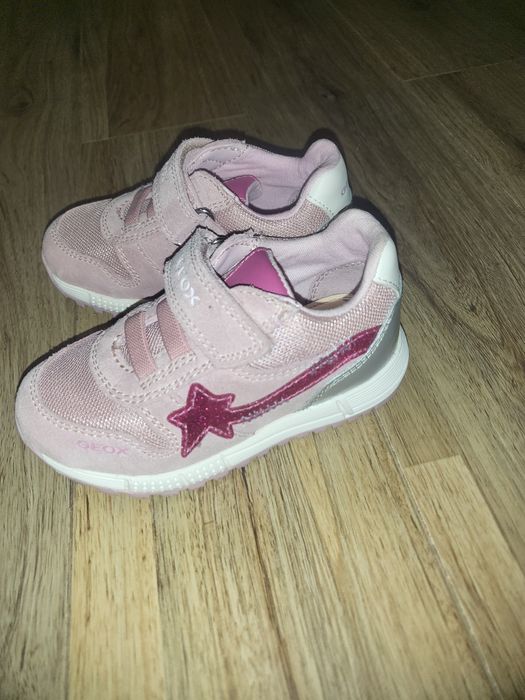 Adidasi Geox mărimea 23