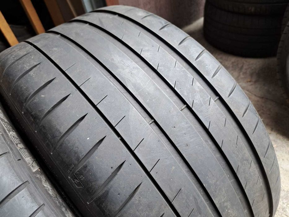 2 anvelope 295/35 R20 Michelin