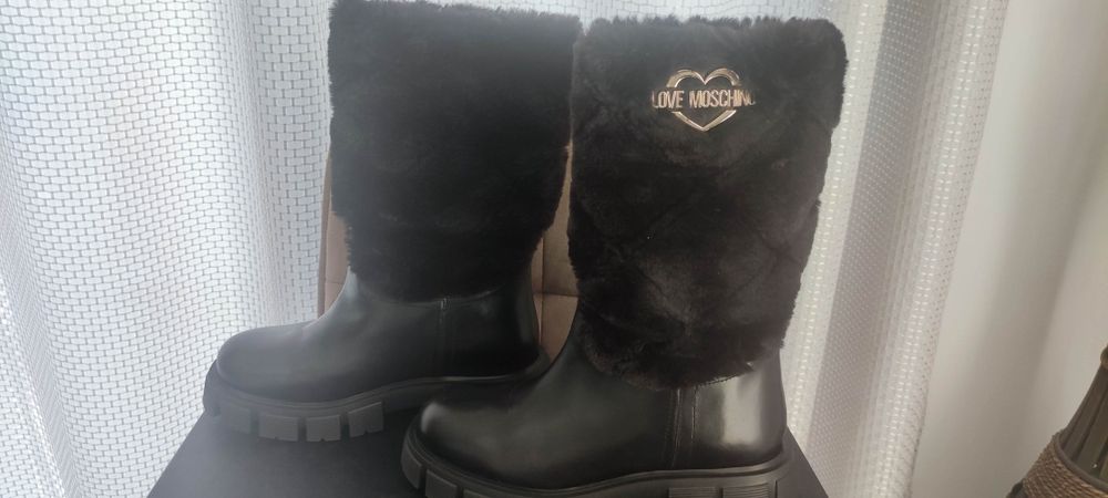 Обувки Love Moschino