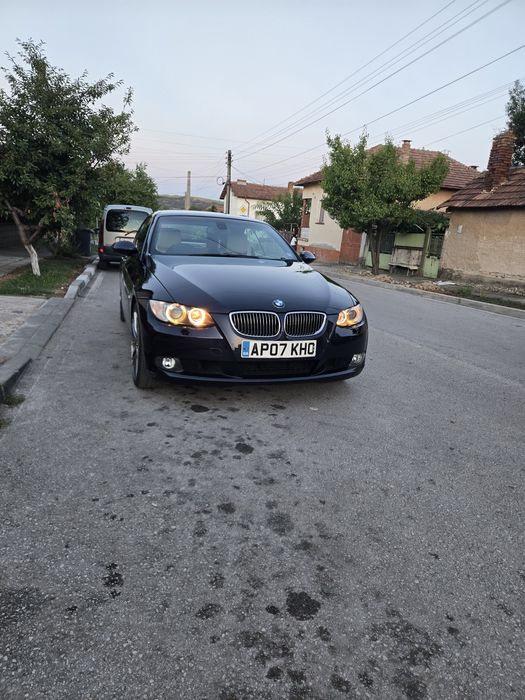 Бмв е93 325i 218k.с