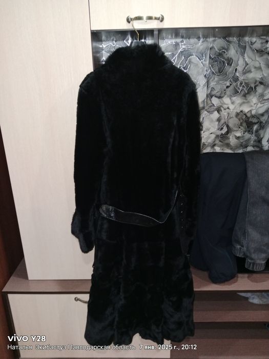 Продам шубу мутон,норка