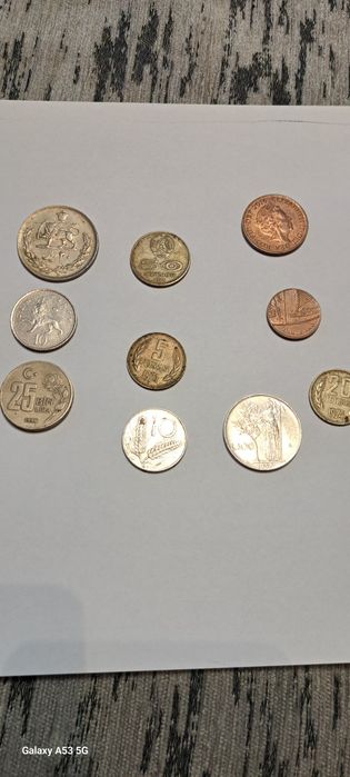 Bani vechi gasiti întro casa veche ..