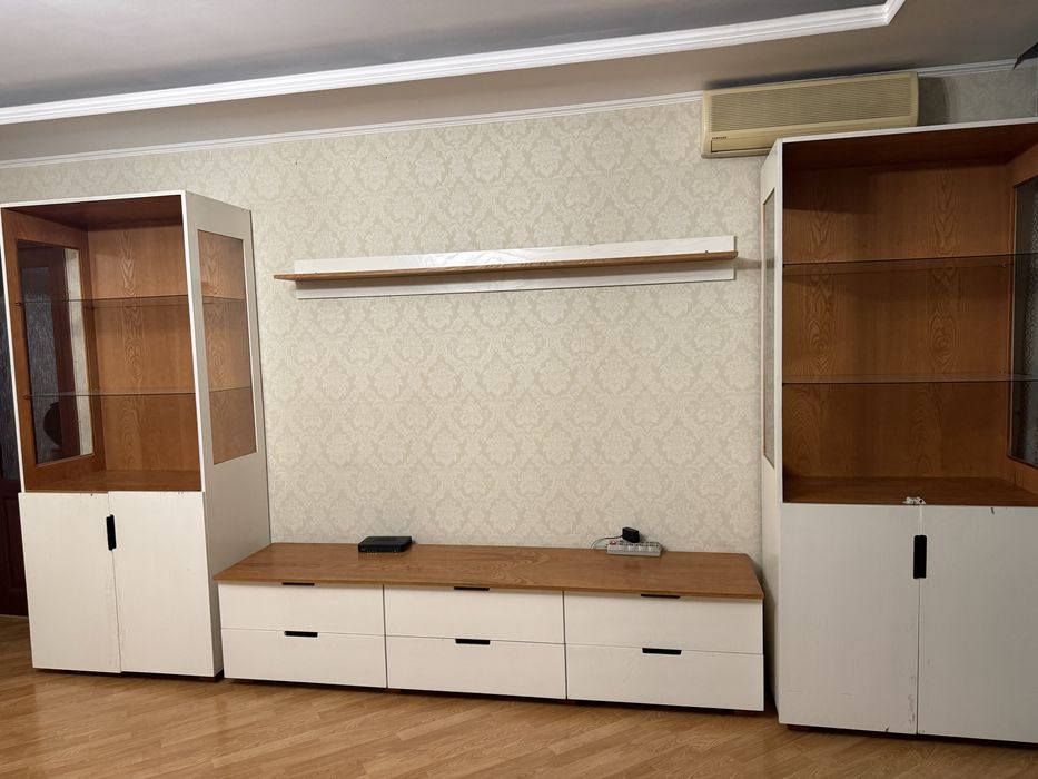 Тв зона со шкафами