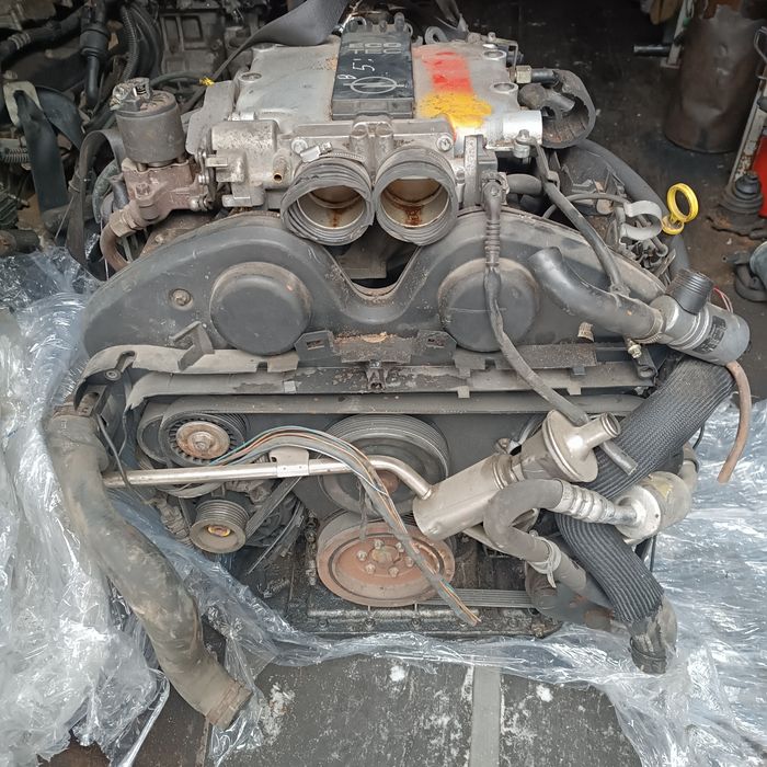 Двс мотор двигатель на Opel Omega