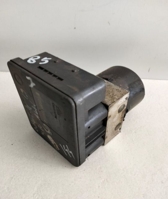 Pompa ABS 1J0614517 J Volkswagen VW Golf a 4-a generatie