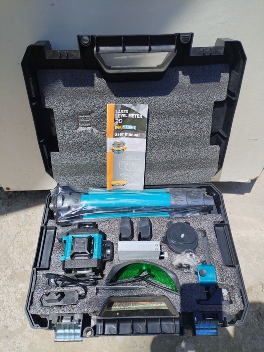 Лазер Makita 4D новый