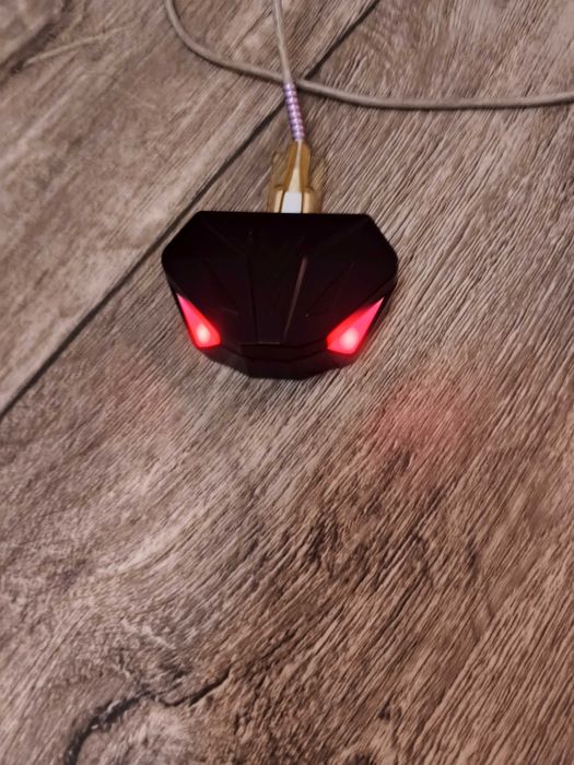 модель X15 TWS Gaming