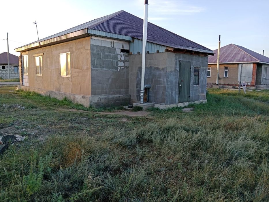 Продаётся дом в посёлке Кажымукан