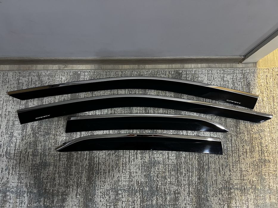 Ветровики Тайота Камри 70