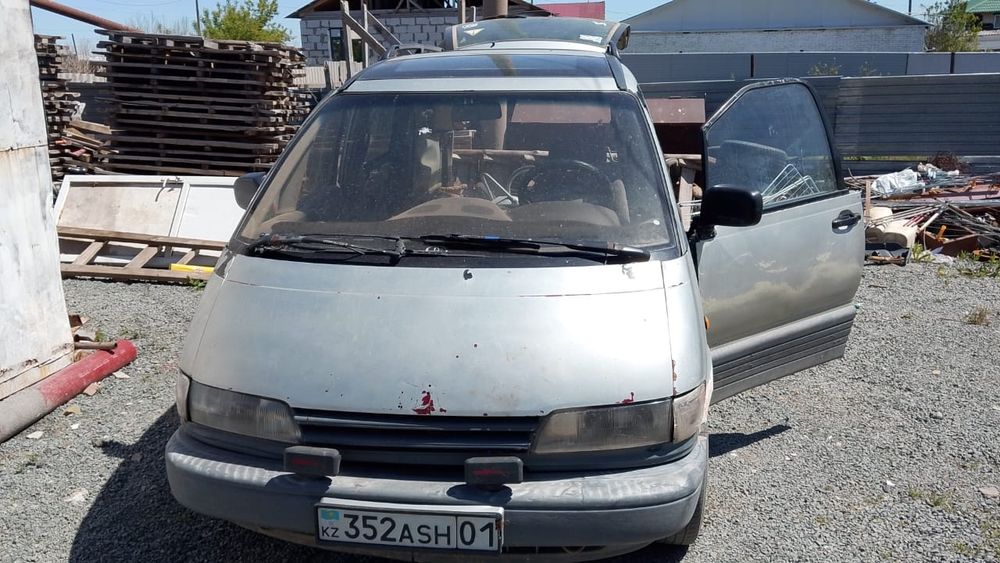Продам Тойота Превиа