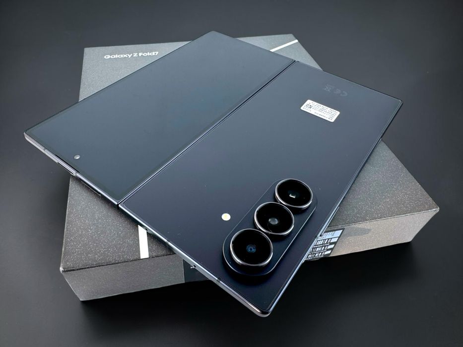Samsung Galaxy Z Fold 7 5G 512GB Black Отличен! 2г. Гаранция!