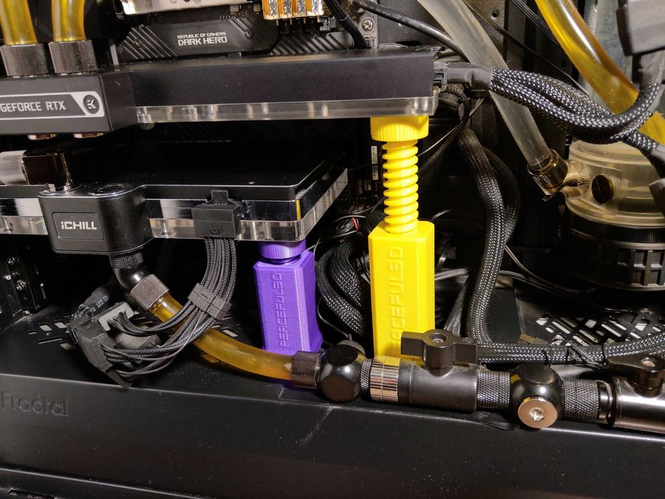 Подставка (держатель) для видеокарты