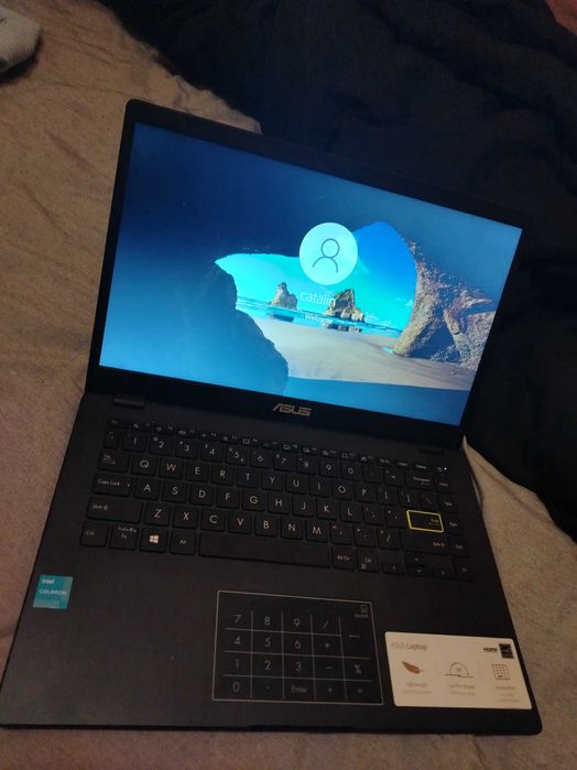 Laptop Asus e410ka 9/10