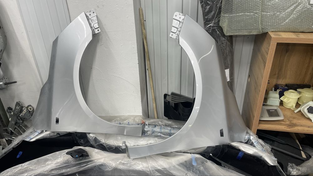 Крашенный капот Кобальт