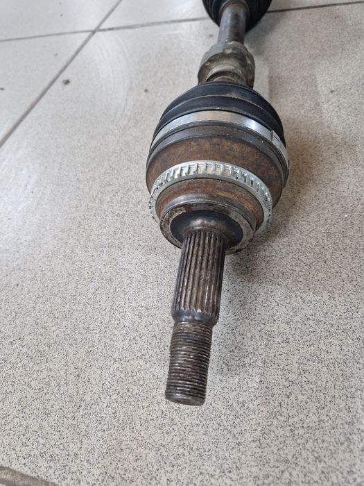 Привод Рав-4 2006