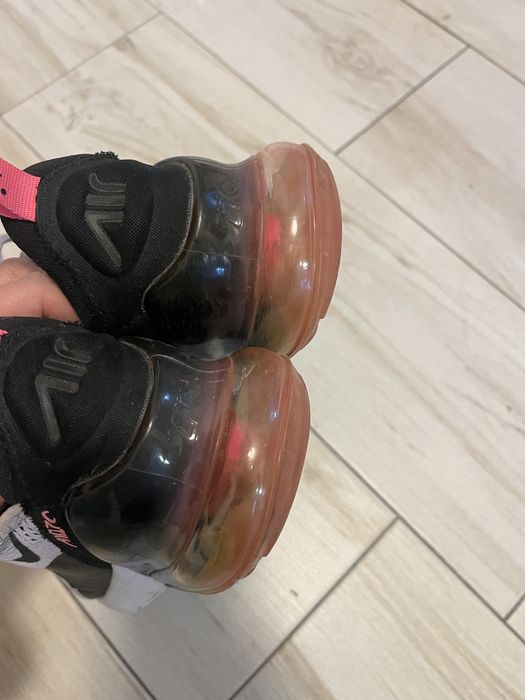 Adidasi nike culoare mov talpa usoara