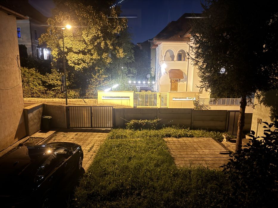 Urgent! Casă modernă, ultracentrală, mobilată și utilată