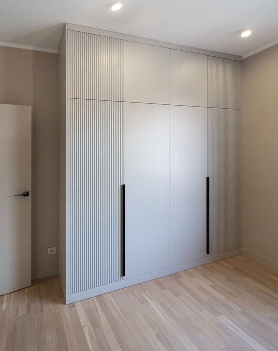 Dressing dormitor la comanda