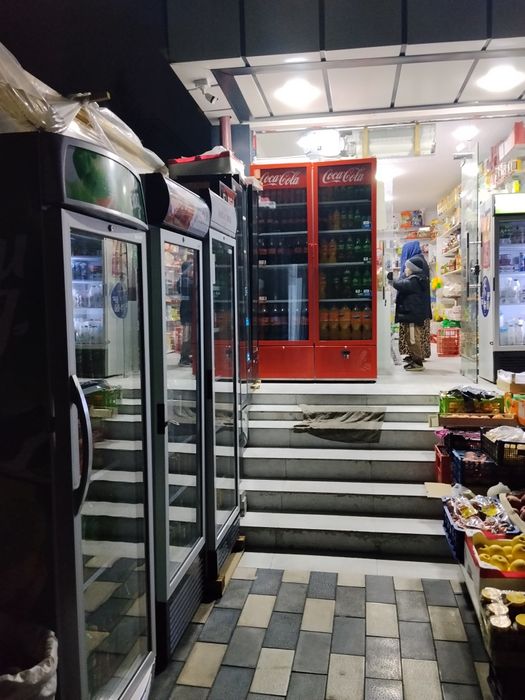 Dukon sotiladi surochni