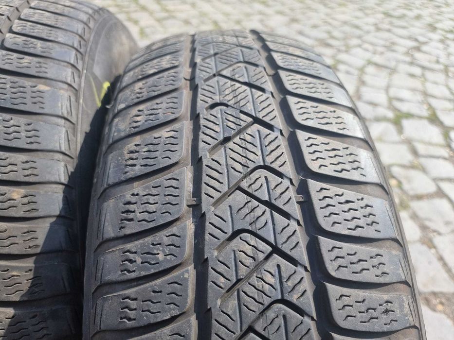 4 Anvelope de IARNA 205.60.17 'Pirelli' [dot 2021];stare Buna