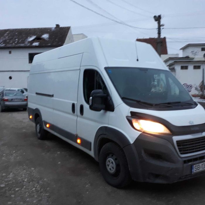 Transport de marfa, bunuri și mobilă