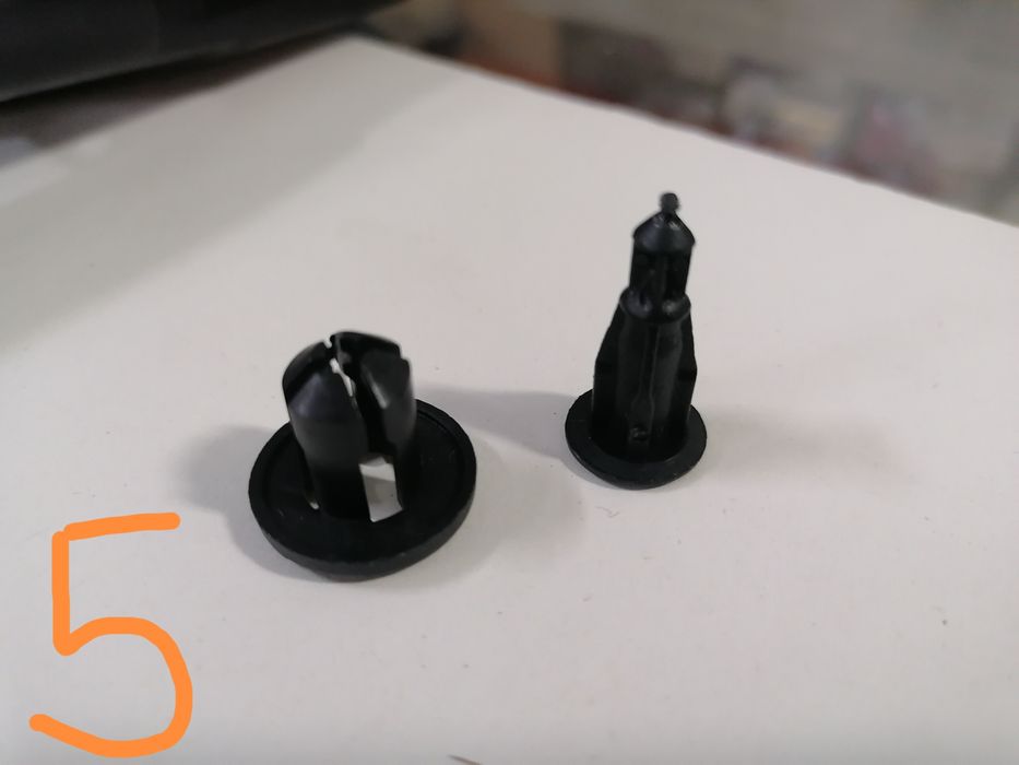 Щипки крепеж за автомобили