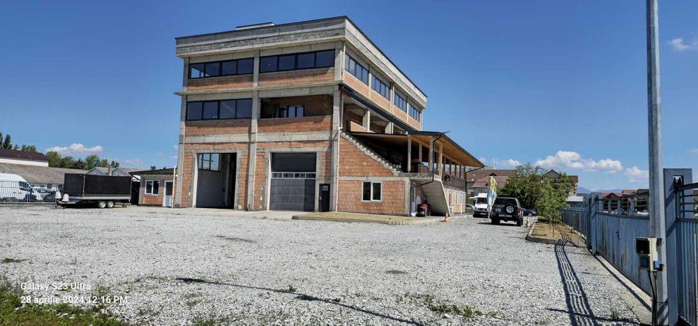 Hală de Închiriat !!! Construcție și teren de vânzare !!!