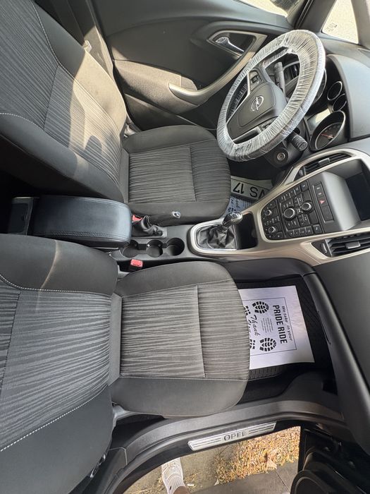 Opel Astra J 2010