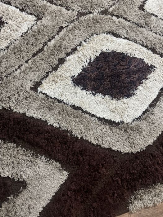 Ковер с большим ворсом
