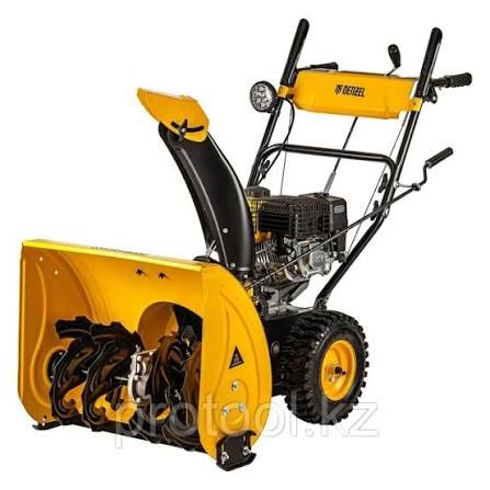 Продам снегоуборочую машину