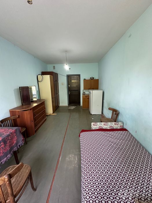 Сдаётся квартира 1/5/5 Бывщая общежития 3- бекат метрони олдида