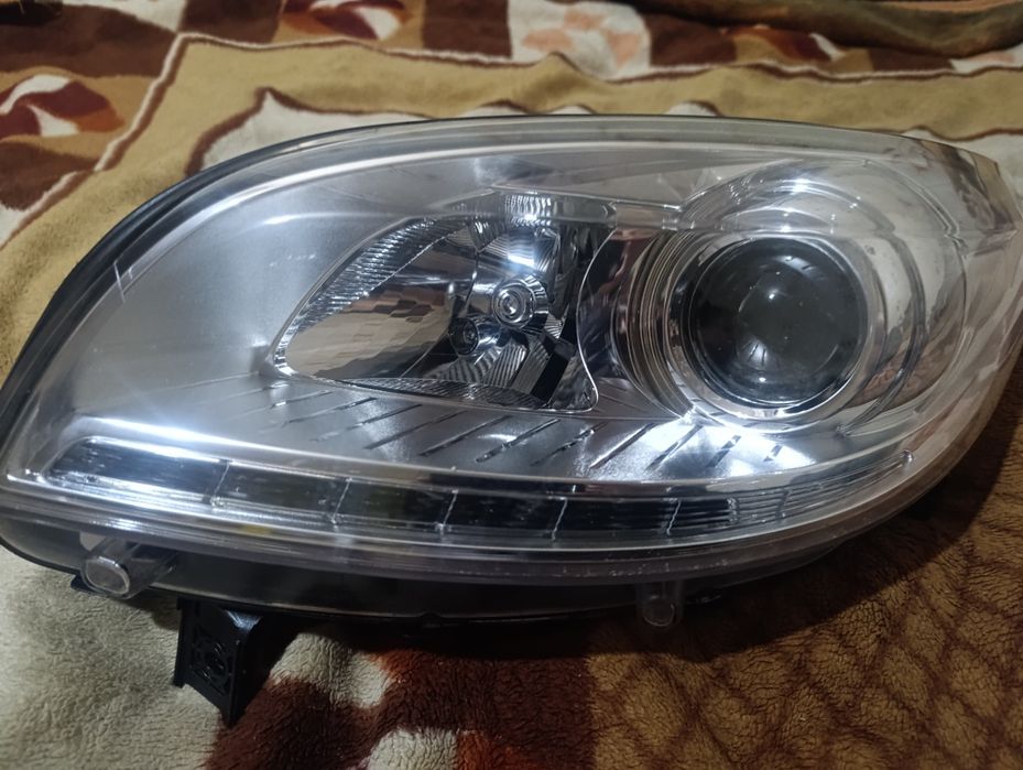 Фара на Рено Talisman SM7