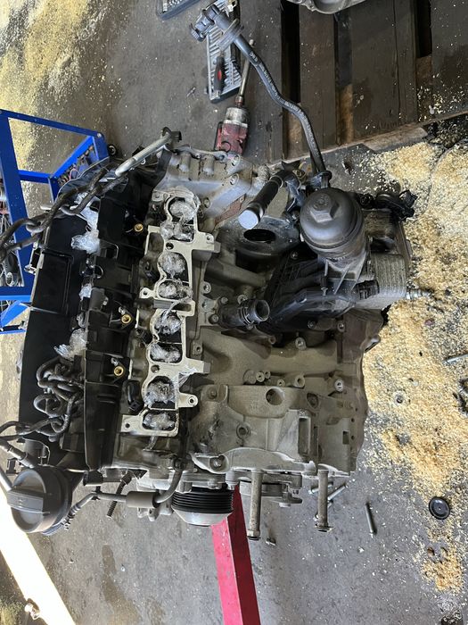 Двигател бмв 2.0д 190 Б47д20а ( dvigatel bmw 2.0d 190 b47d20a )