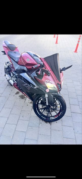 Se vinde yamaha yzf R125 2016