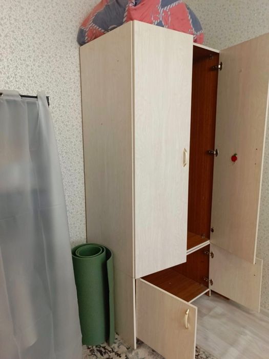 Срочно продам шкаф