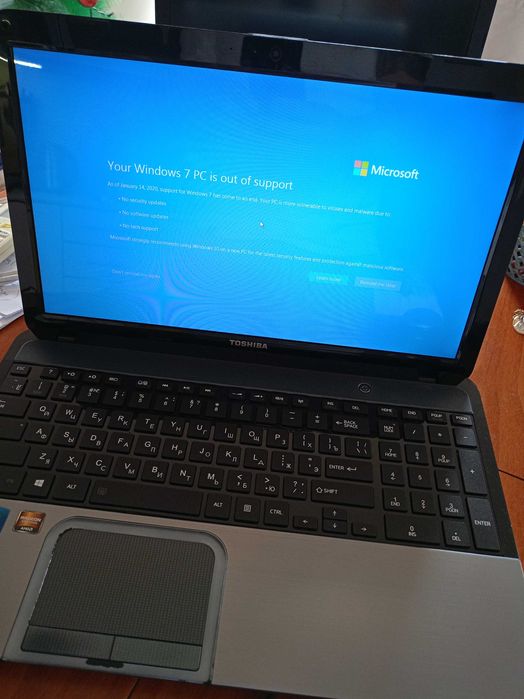Toshiba Satellite L855-10R