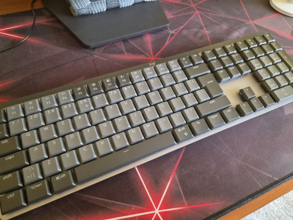 Logitech MX Mechanical Keyboard - Механична клавиатура