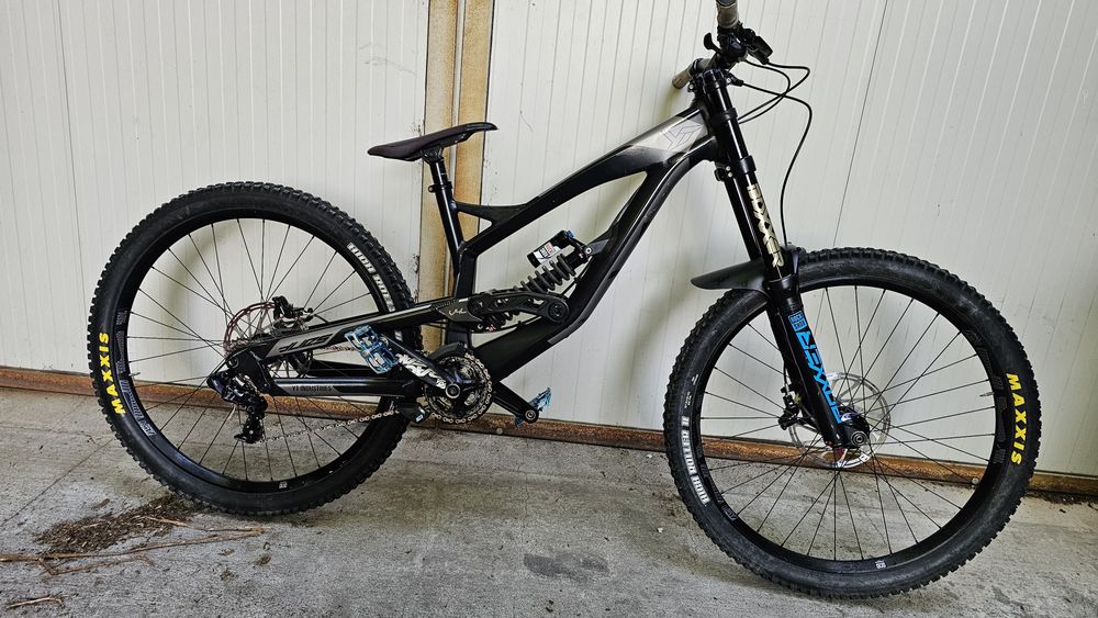 27.5" YT industries DH