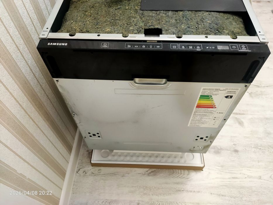 Продам посудомоечную машину