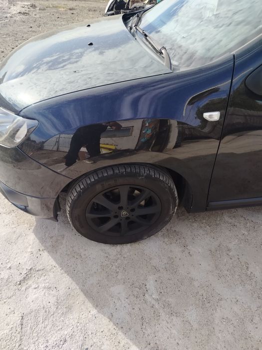 Aripa dacia Logan mvc  2015