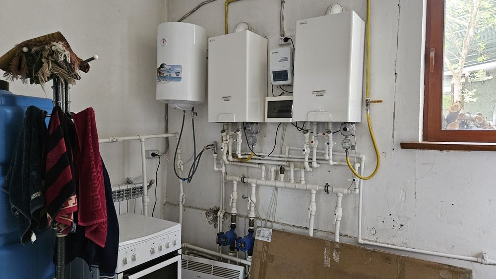 Жоой сотилади 50 сот 700 кв ангар бор . 200 кв офис газ свет тп сув.