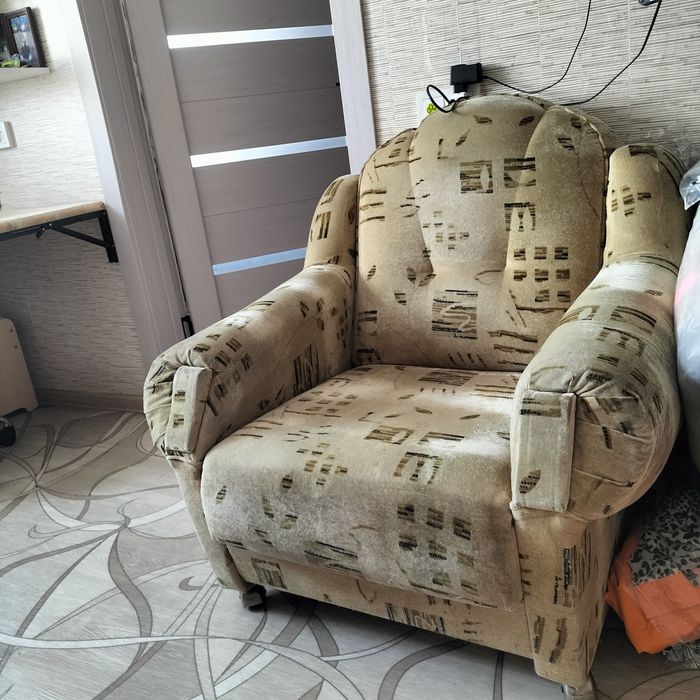 Кресло на колесиках отс