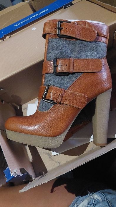 Vand botine piele naturala