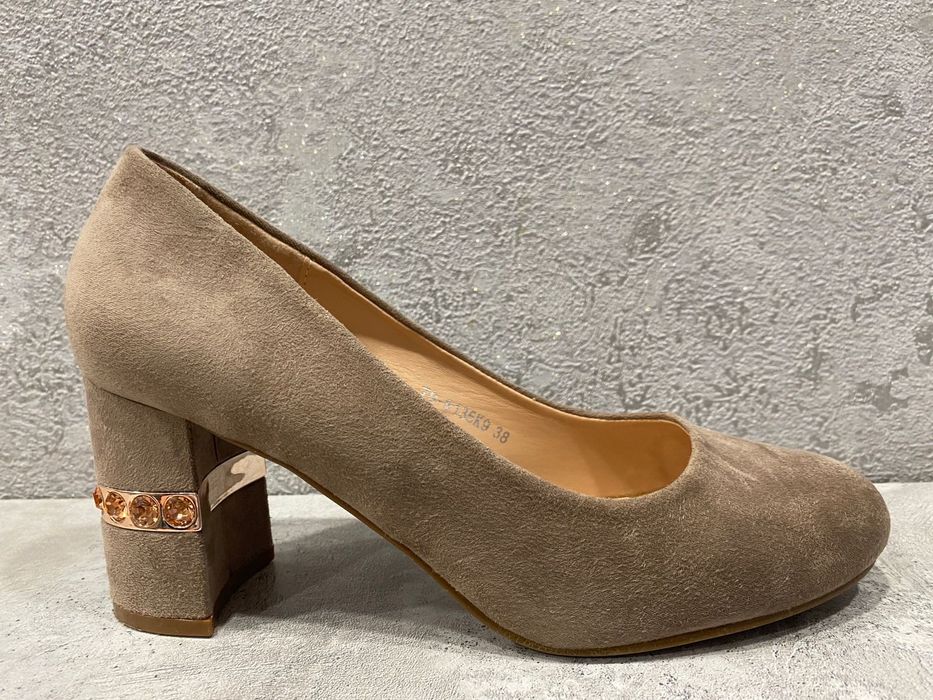 Туфли на каблуке красивые