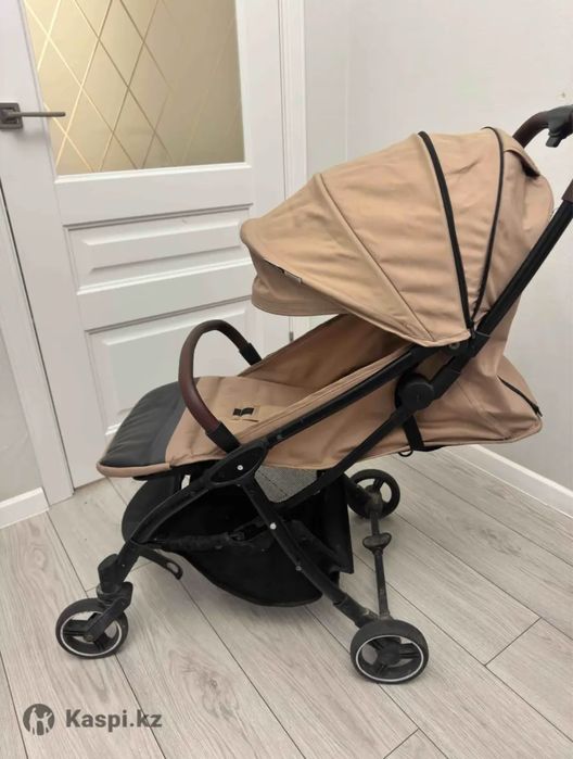 Продам детскую коляску б/у